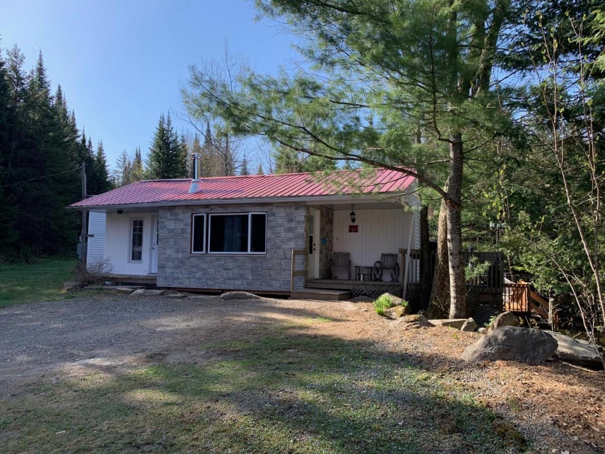 Camping Chalets Spas Pignons Rouges Saint Romain Dış mekan fotoğraf