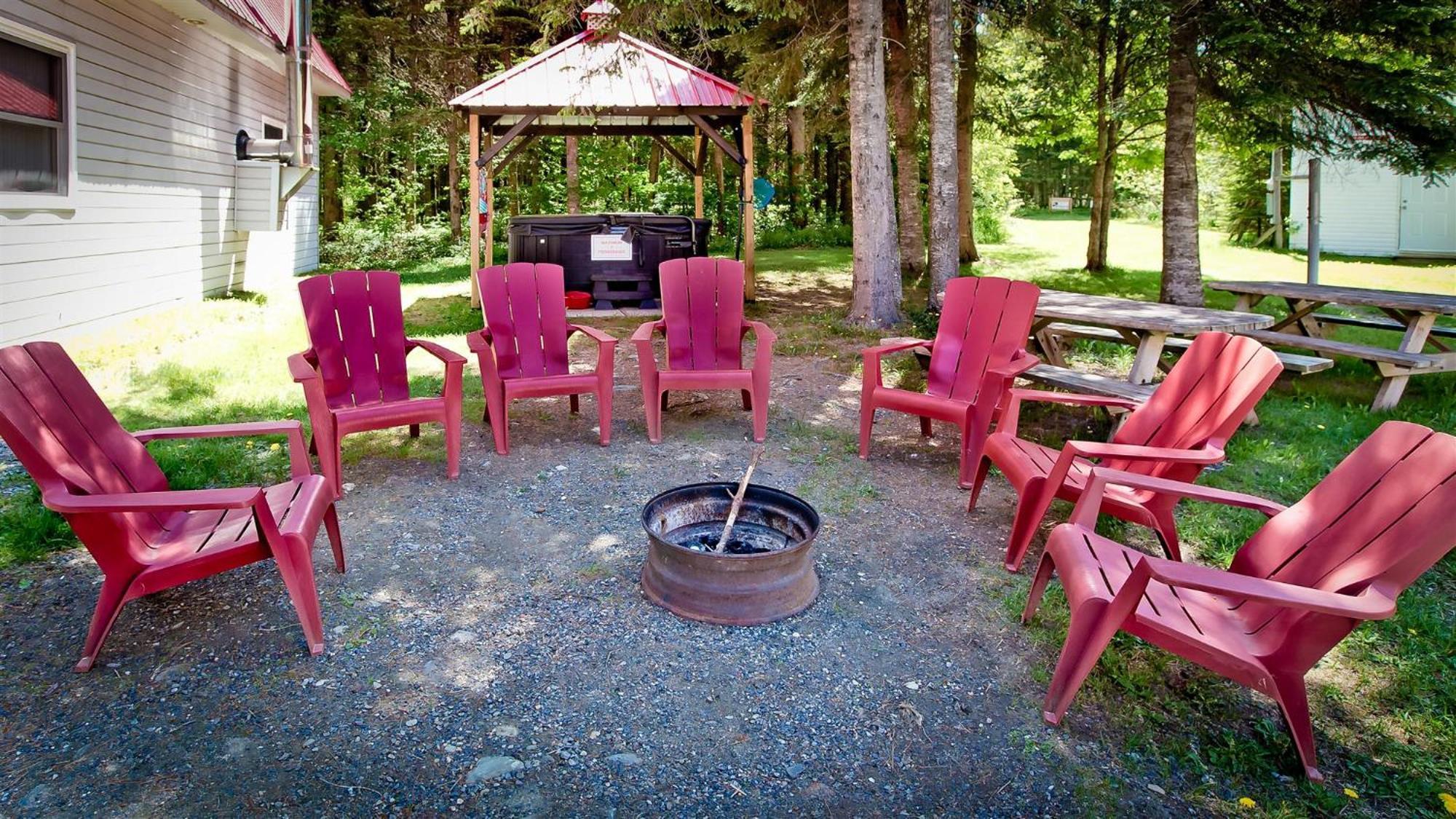Camping Chalets Spas Pignons Rouges Saint Romain Dış mekan fotoğraf
