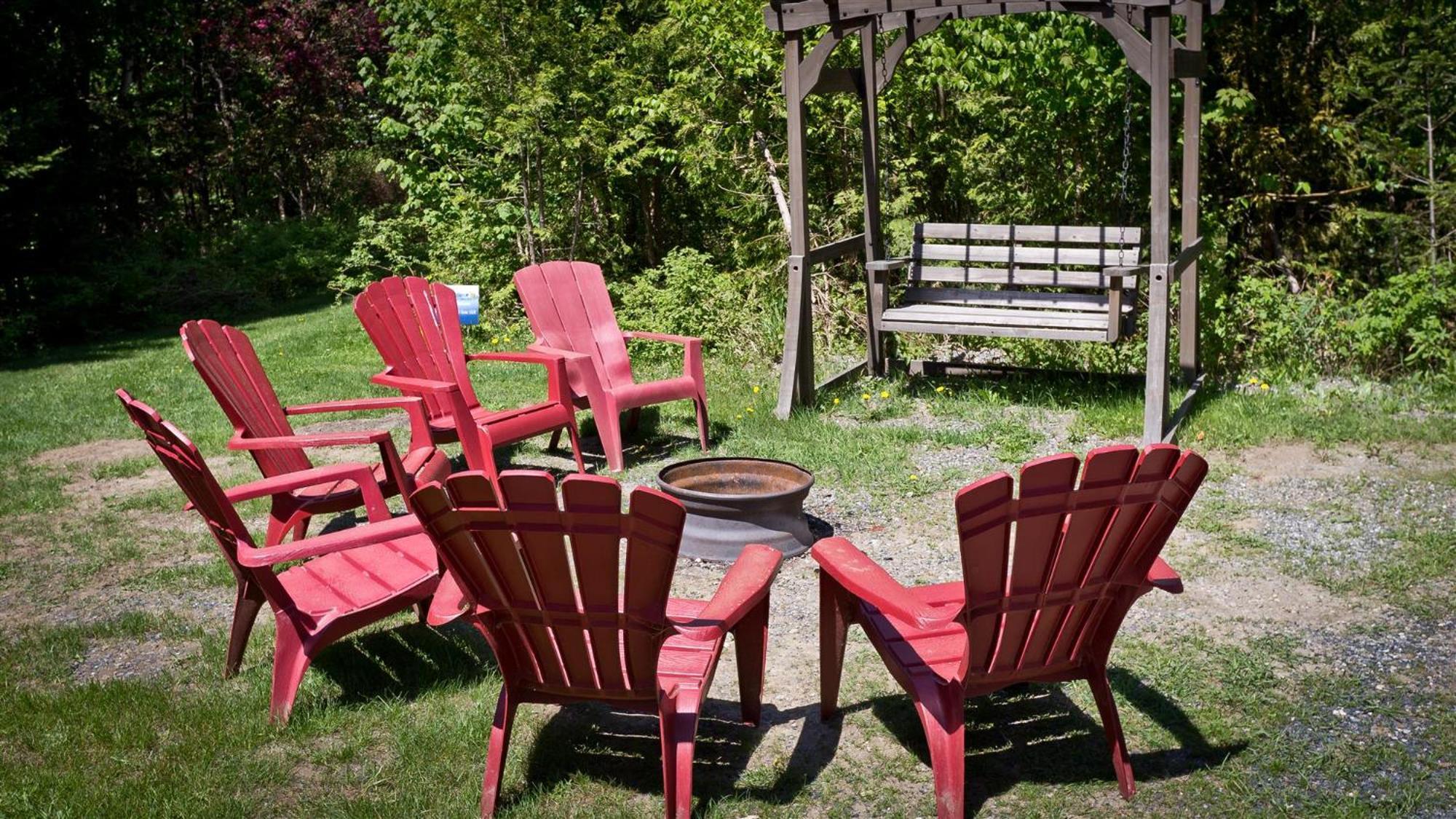 Camping Chalets Spas Pignons Rouges Saint Romain Dış mekan fotoğraf
