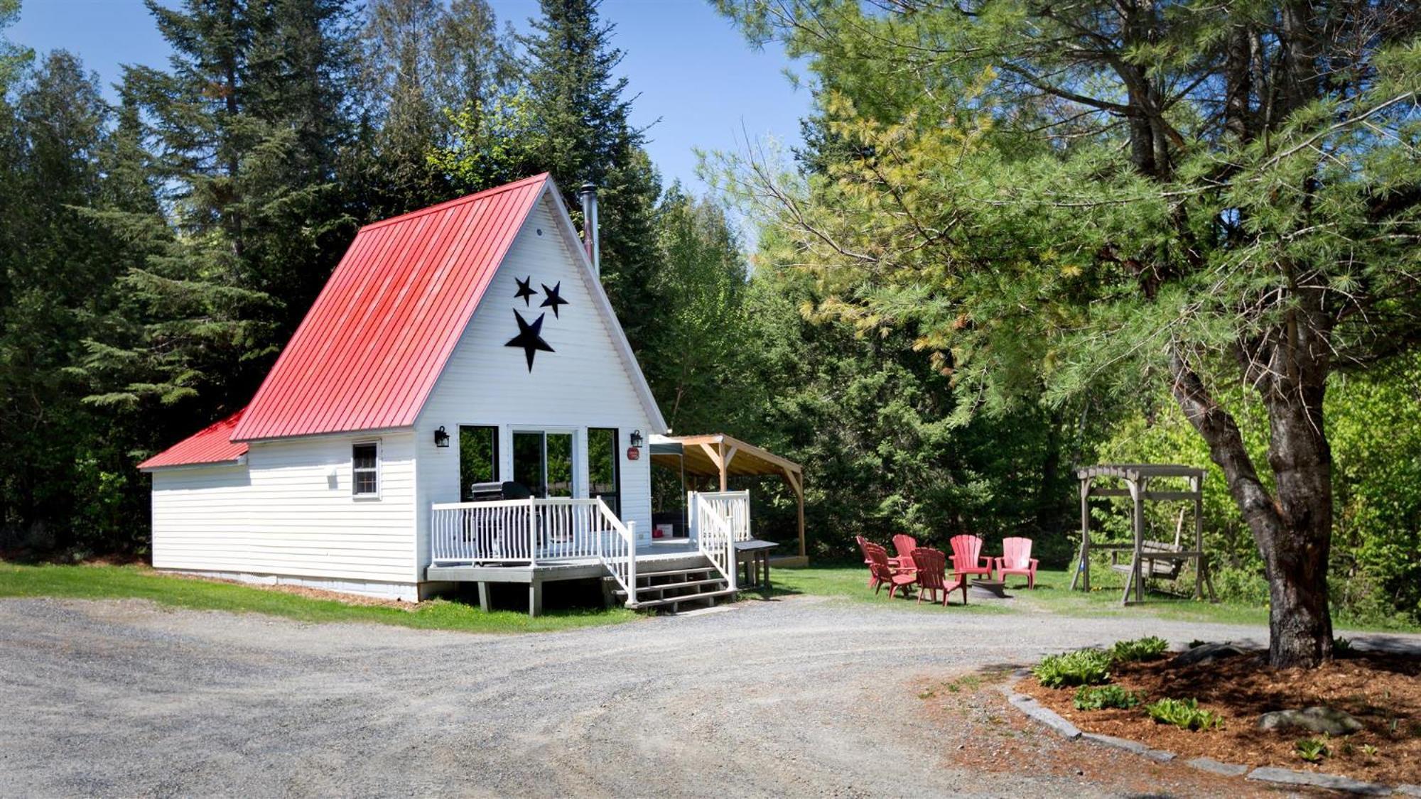 Camping Chalets Spas Pignons Rouges Saint Romain Dış mekan fotoğraf